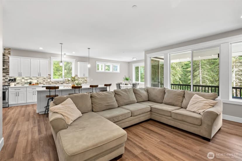 Property photo for 621 Tiedman Road Nw, Lakebay photo 14