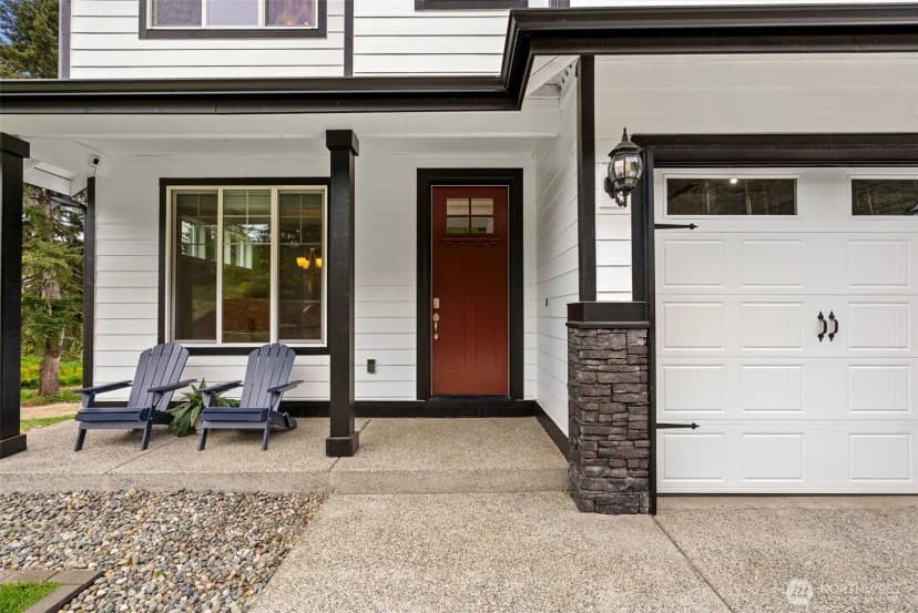 Property photo for 621 Tiedman Road Nw, Lakebay photo 3