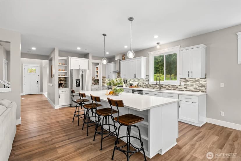 Property photo for 621 Tiedman Road Nw, Lakebay photo 11