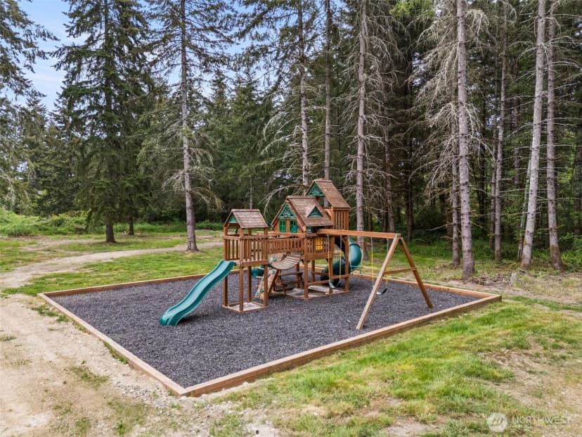 Property photo for 621 Tiedman Road Nw, Lakebay photo 35