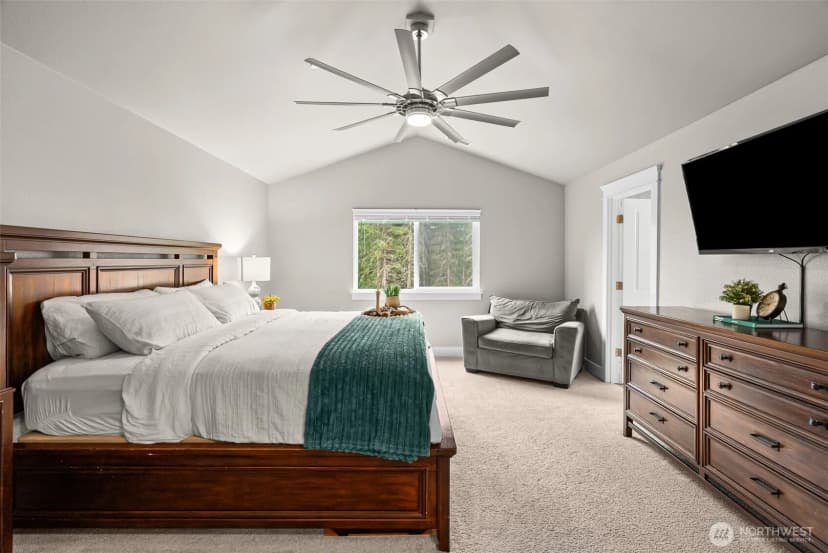 Property photo for 621 Tiedman Road Nw, Lakebay photo 19