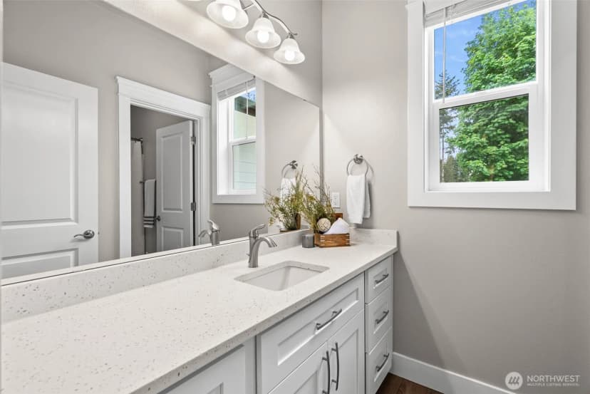 Property photo for 621 Tiedman Road Nw, Lakebay photo 17