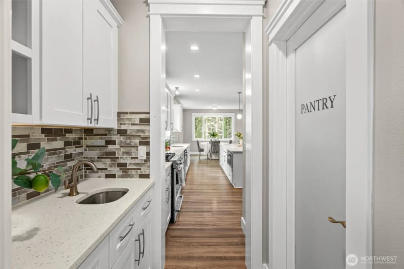 Property photo for 621 Tiedman Road Nw, Lakebay photo 7