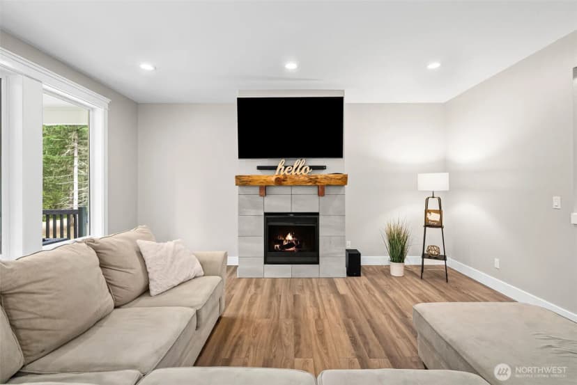 Property photo for 621 Tiedman Road Nw, Lakebay photo 15