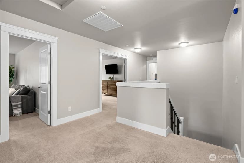 Property photo for 621 Tiedman Road Nw, Lakebay photo 18