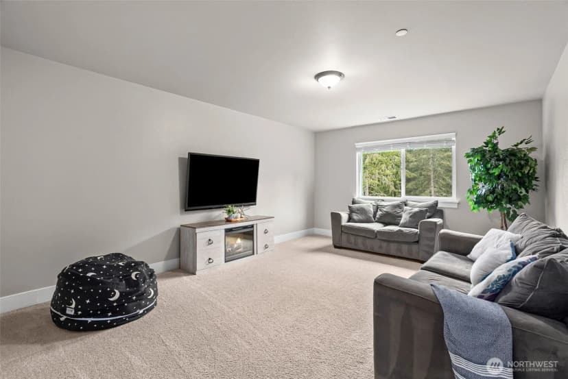 Property photo for 621 Tiedman Road Nw, Lakebay photo 23