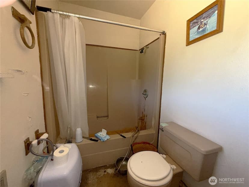 Property photo for 182 Kiwanis Road, Republic photo 7