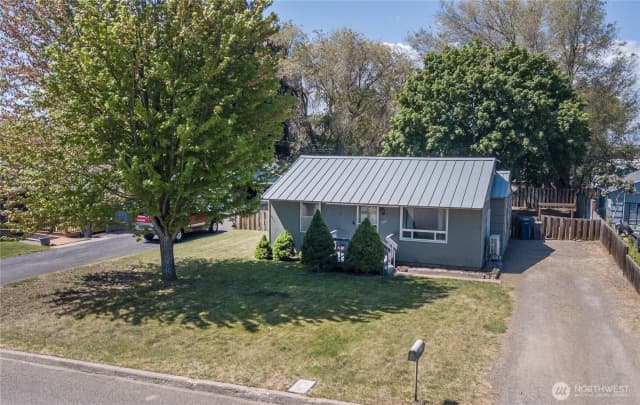 Property photo for 709 S Maple, Ellensburg photo 2