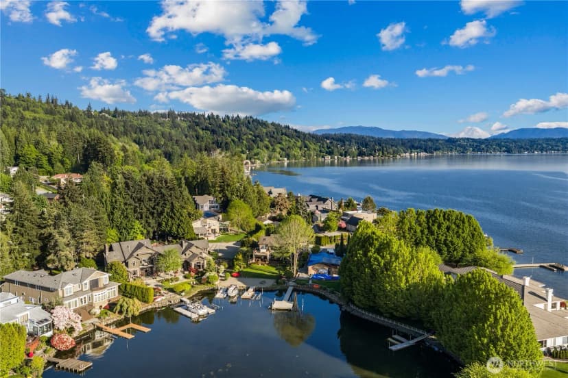 Property photo for 3607 E Lake Sammamish Shore Lane Ne, Sammamish photo 35