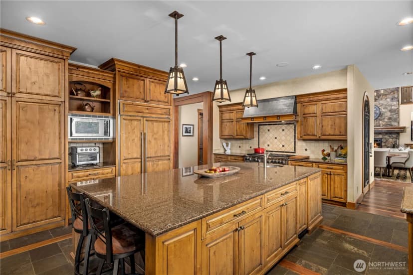 Property photo for 3607 E Lake Sammamish Shore Lane Ne, Sammamish photo 14