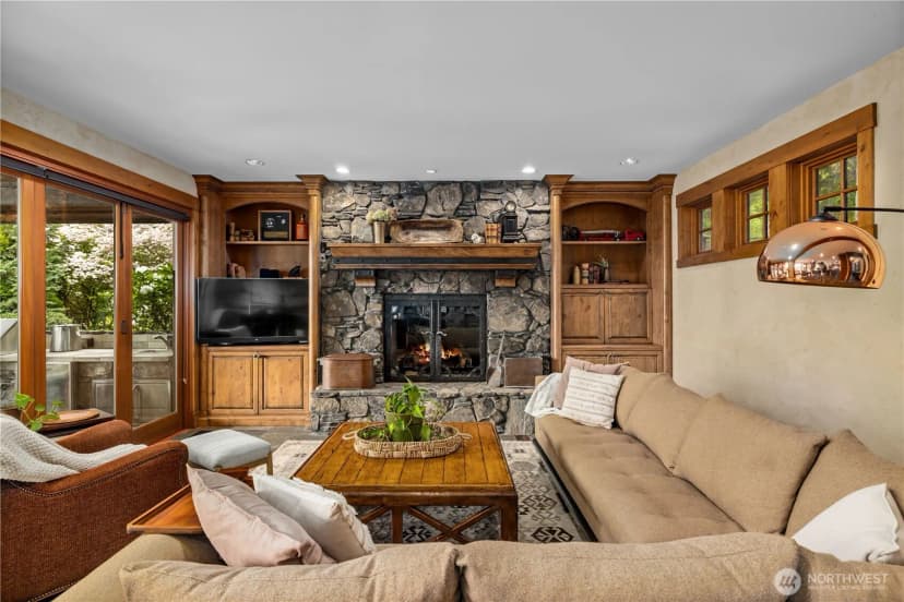 Property photo for 3607 E Lake Sammamish Shore Lane Ne, Sammamish photo 12