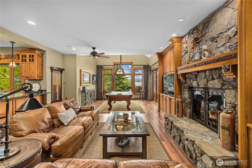 Property photo for 3607 E Lake Sammamish Shore Lane Ne, Sammamish photo 8