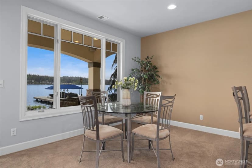 Property photo for 2727 E Lake Sammamish Parkway Ne, Sammamish photo 23