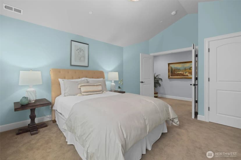 Property photo for 2727 E Lake Sammamish Parkway Ne, Sammamish photo 17