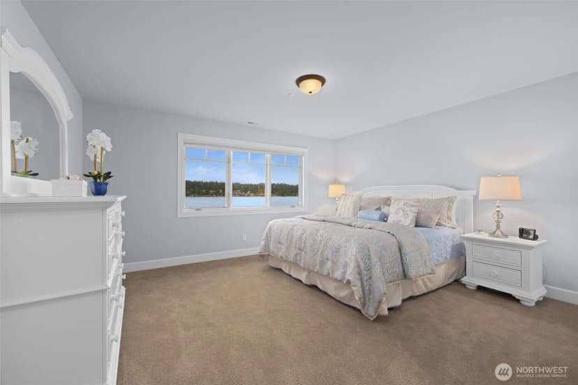 Property photo for 2727 E Lake Sammamish Parkway Ne, Sammamish photo 16