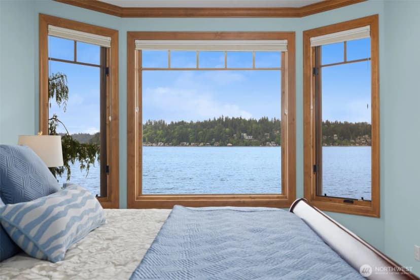 Property photo for 2727 E Lake Sammamish Parkway Ne, Sammamish photo 10