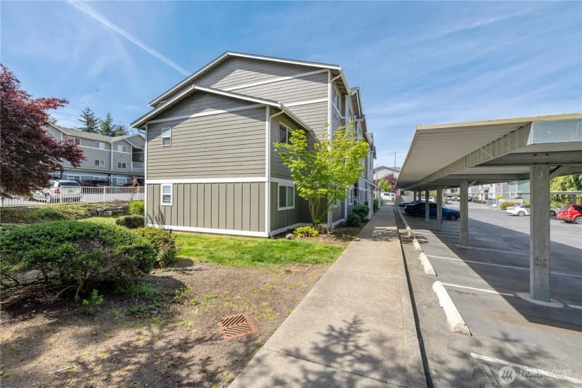 Property photo for 1670 Sw Mulberry Street #b201, Oak Harbor photo 33