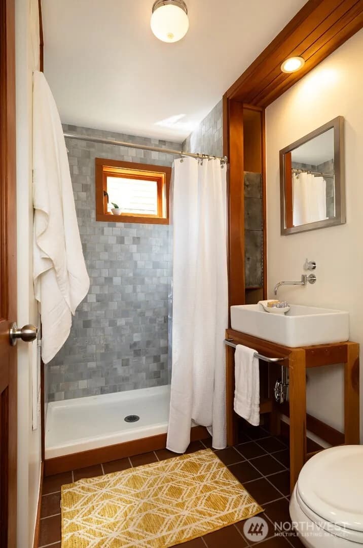 Property photo for 2770 Westlake Avenue N #6, Seattle photo 14