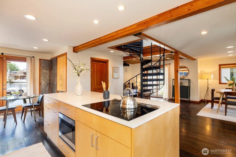 Property photo for 2770 Westlake Avenue N #6, Seattle photo 7