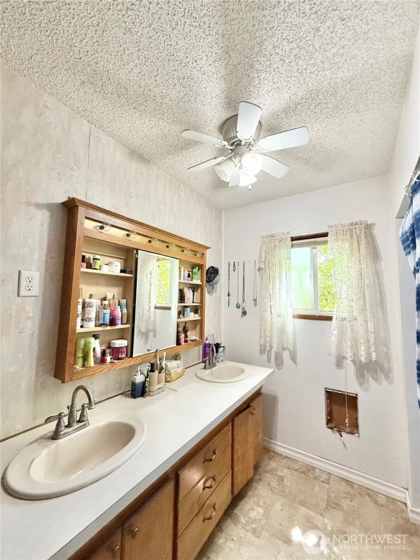 Property photo for 522 Golden Street, Oroville photo 16