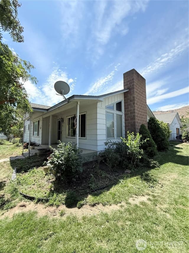 Property photo for 522 Golden Street, Oroville