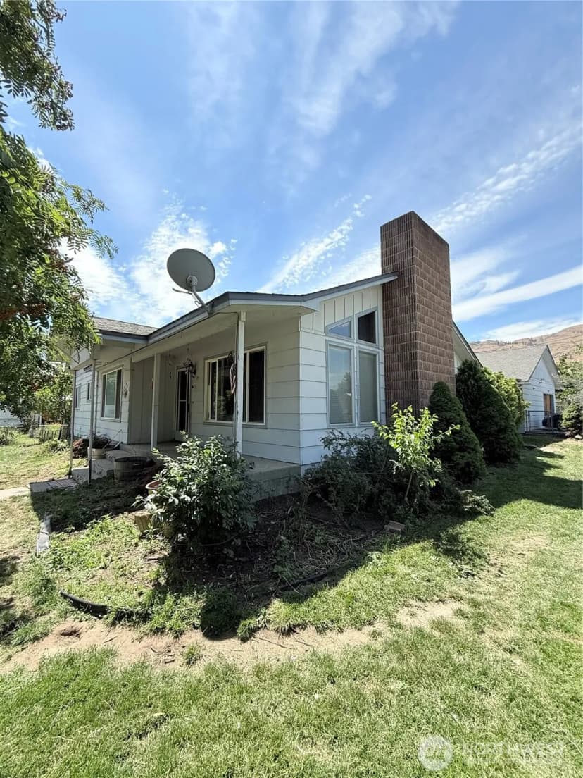 Property photo for 522 Golden Street, Oroville