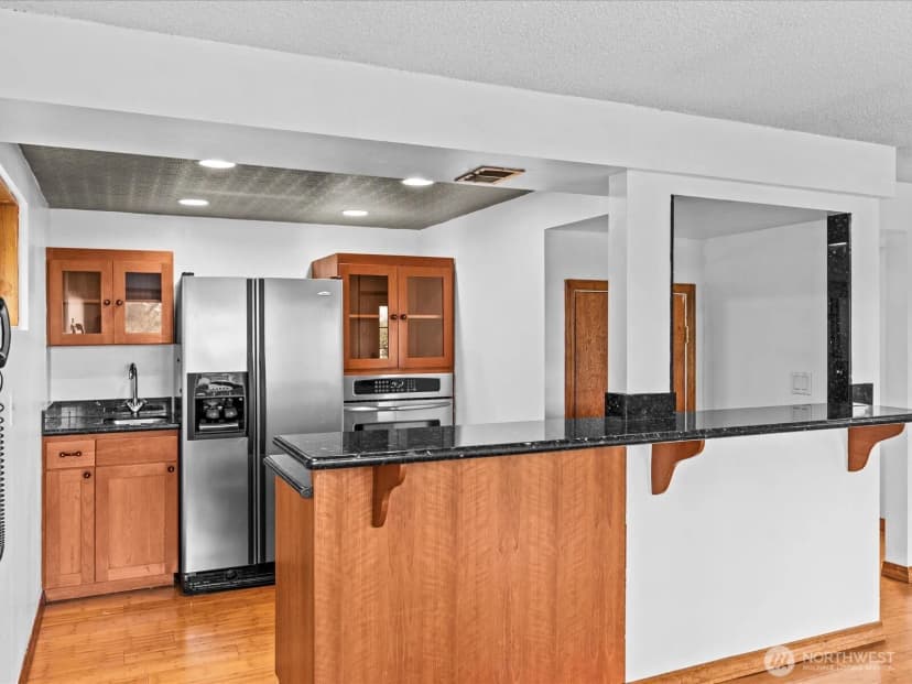 Property photo for 14445 5th Avenue S, Burien photo 22