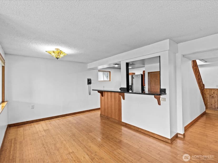 Property photo for 14445 5th Avenue S, Burien photo 26
