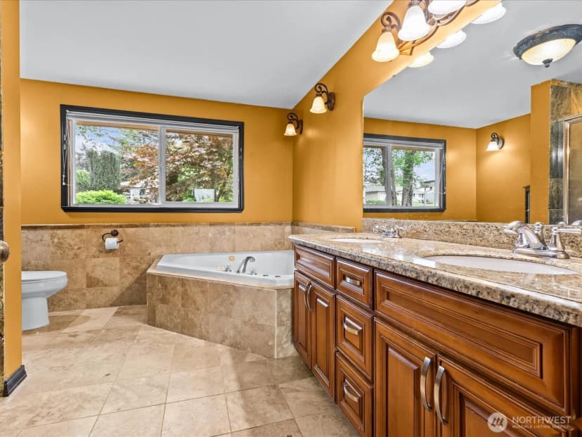 Property photo for 14445 5th Avenue S, Burien photo 15