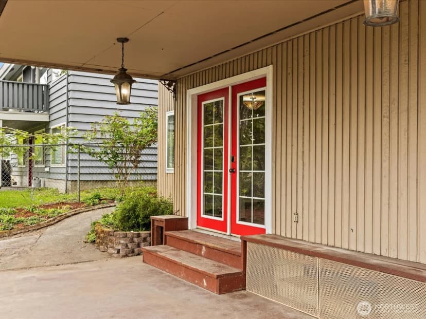 Property photo for 14445 5th Avenue S, Burien photo 34