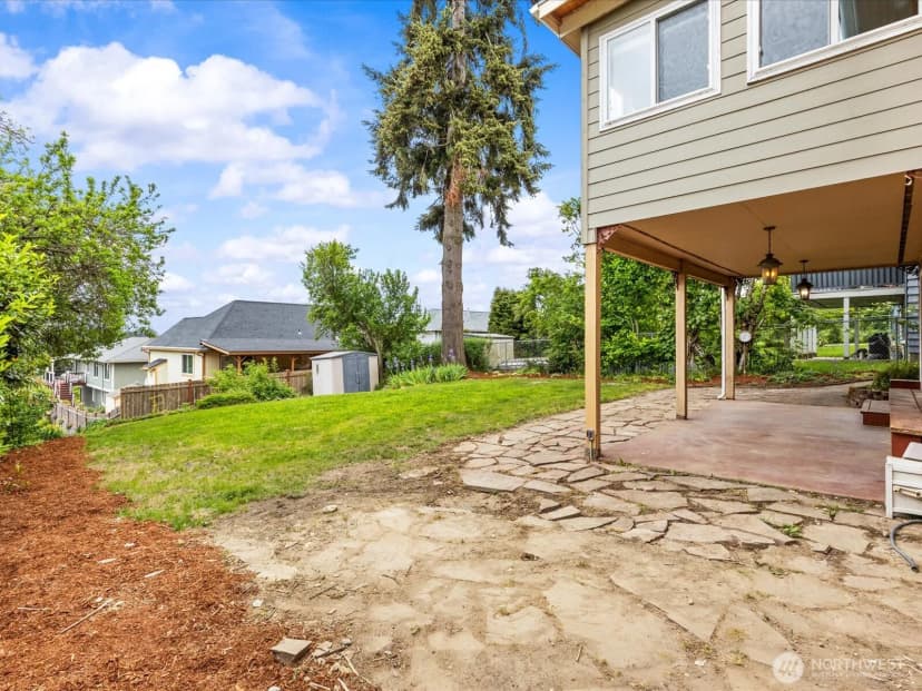 Property photo for 14445 5th Avenue S, Burien photo 35