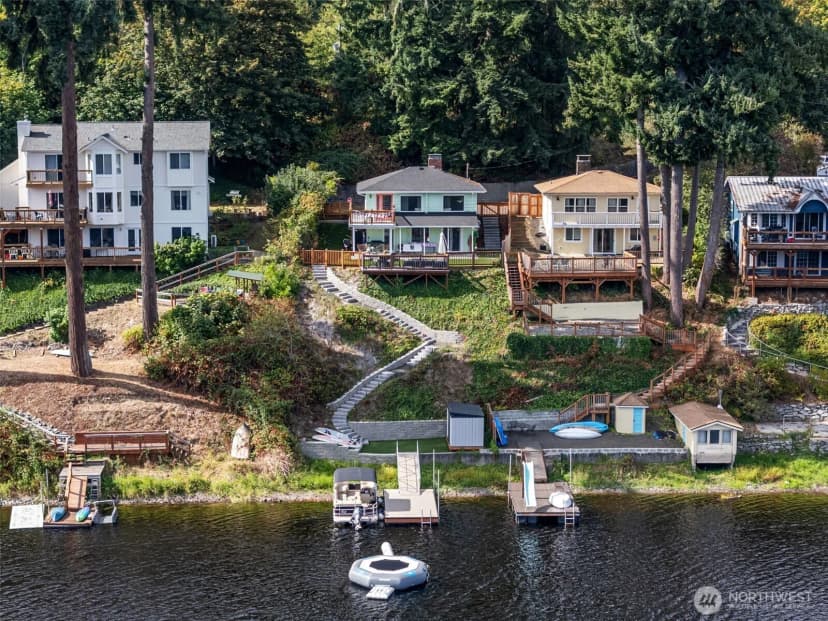 Property photo for 4624 Thompson Lane Se, Olympia
