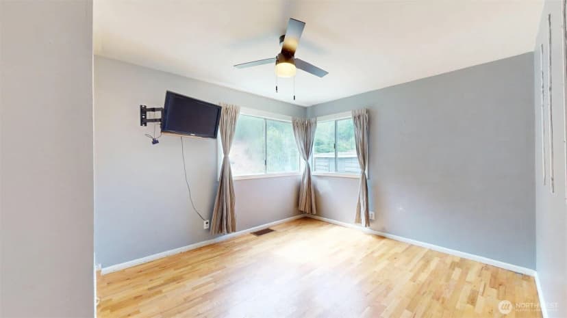 Property photo for 144 Montvu Drive, Omak photo 21