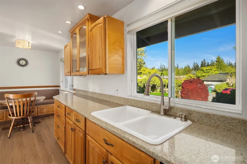 Property photo for 7081 47th Avenue W, Mukilteo photo 11