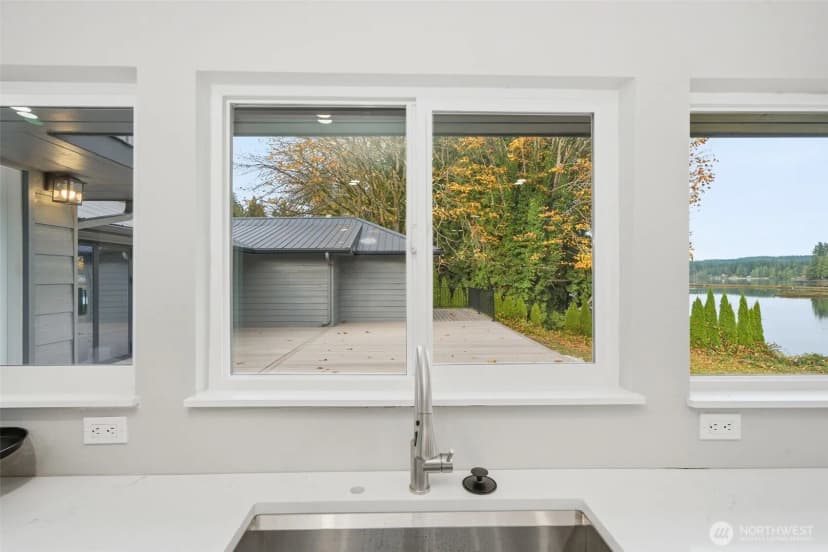 Property photo for 27582 State Highway 104 Ne, Kingston photo 16