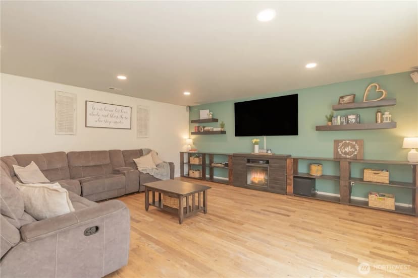 Property photo for 14823 Terra View Street Se, Yelm photo 9