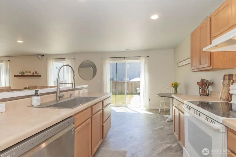 Property photo for 14823 Terra View Street Se, Yelm photo 4