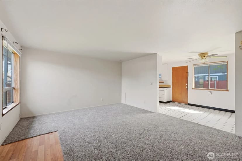 Property photo for 327 S Street Se, Auburn photo 8