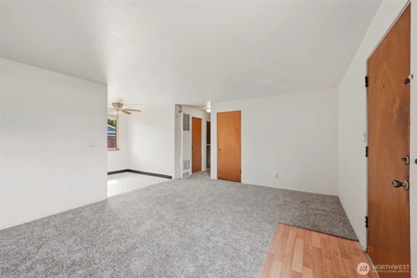 Property photo for 327 S Street Se, Auburn photo 7