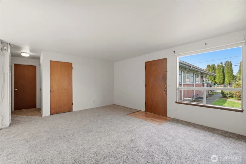 Property photo for 327 S Street Se, Auburn photo 6