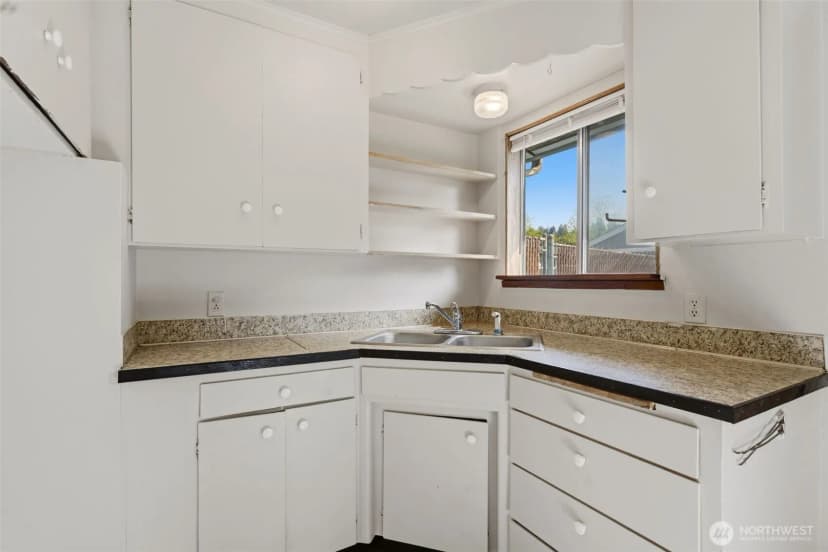 Property photo for 327 S Street Se, Auburn photo 11