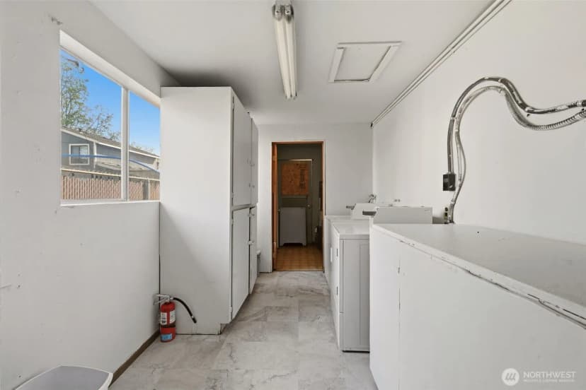 Property photo for 327 S Street Se, Auburn photo 28