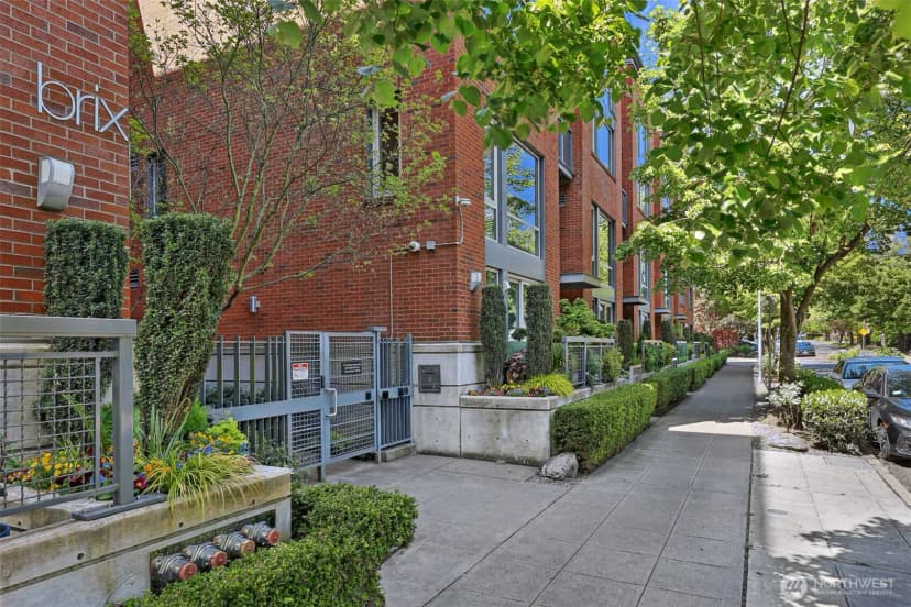 Property photo for 530 Broadway E #114, Seattle photo 28