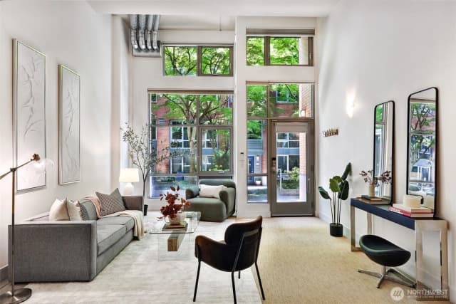 Property photo for 530 Broadway E #114, Seattle