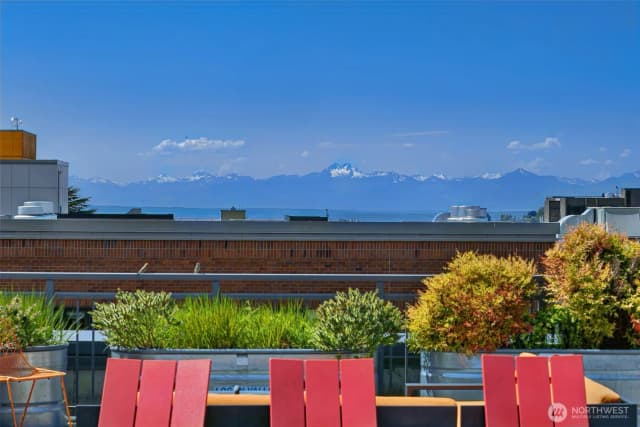 Property photo for 530 Broadway E #114, Seattle photo 3