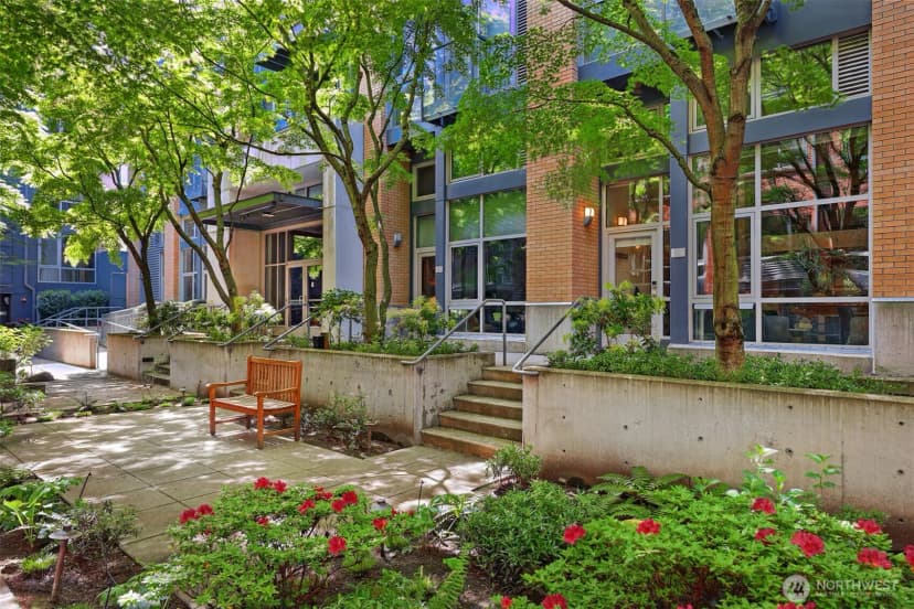 Property photo for 530 Broadway E #114, Seattle photo 4