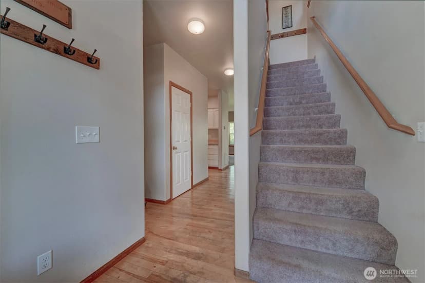 Property photo for 10648 Ne Kingston Meadow Circle, Kingston photo 23
