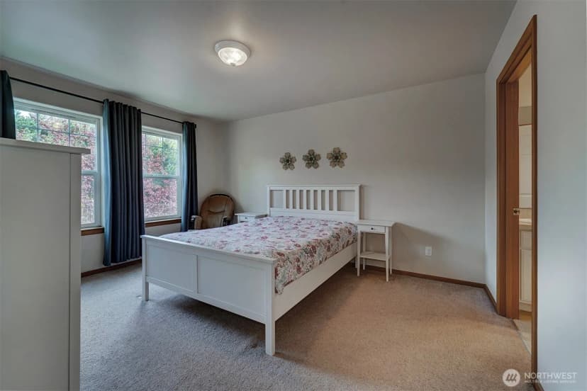 Property photo for 10648 Ne Kingston Meadow Circle, Kingston photo 25