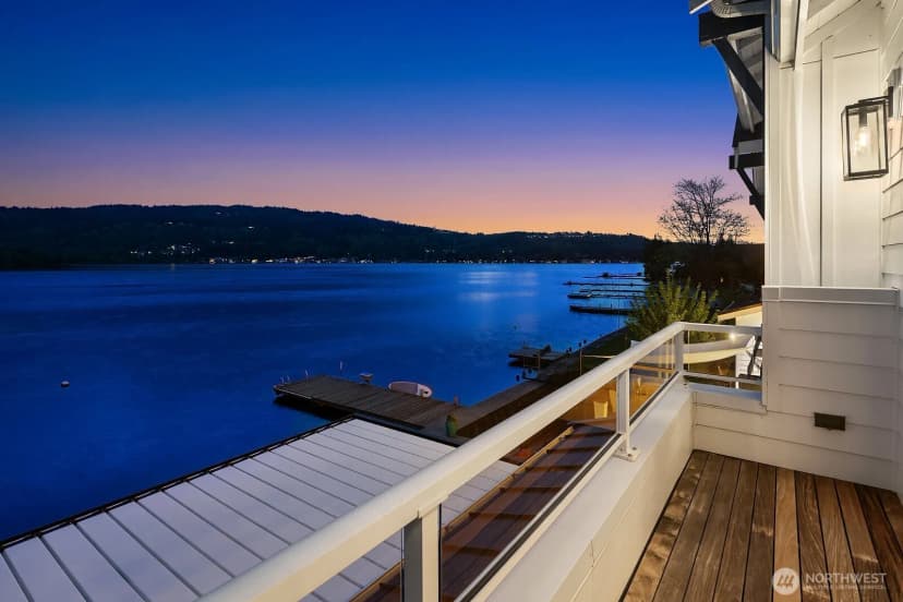 Property photo for 4233 E Lake Sammamish Shore Lane Se, Sammamish photo 20