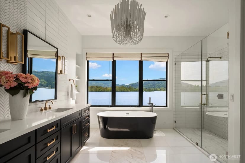 Property photo for 4233 E Lake Sammamish Shore Lane Se, Sammamish photo 22
